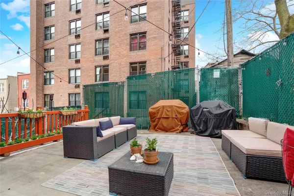 $250,000 | 50-22 40th Street, Unit 4D | Sunnyside