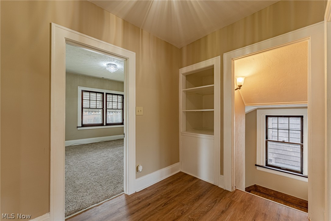 3893 Mayfield Road Cleveland, OH 44121 - Photo 17 of 35