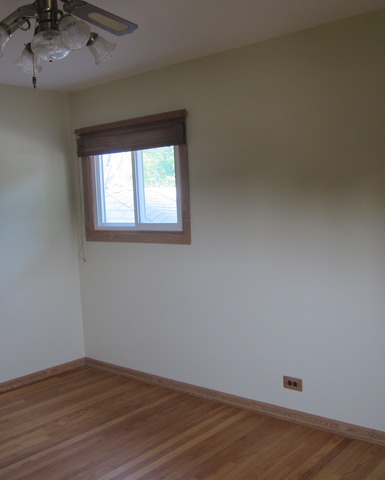 8120 Gross Point Road Morton Grove, IL 60053 - Photo 14 of 25