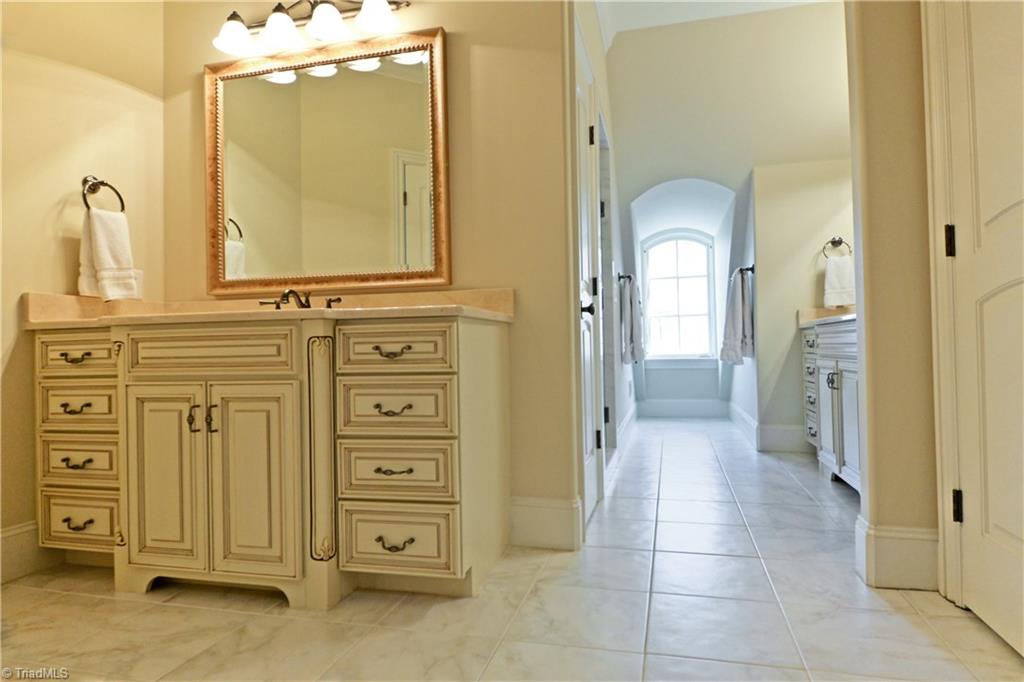 1101 Dover Road Greensboro, NC 27408 - Photo 13 of 25 Gallery Image 13