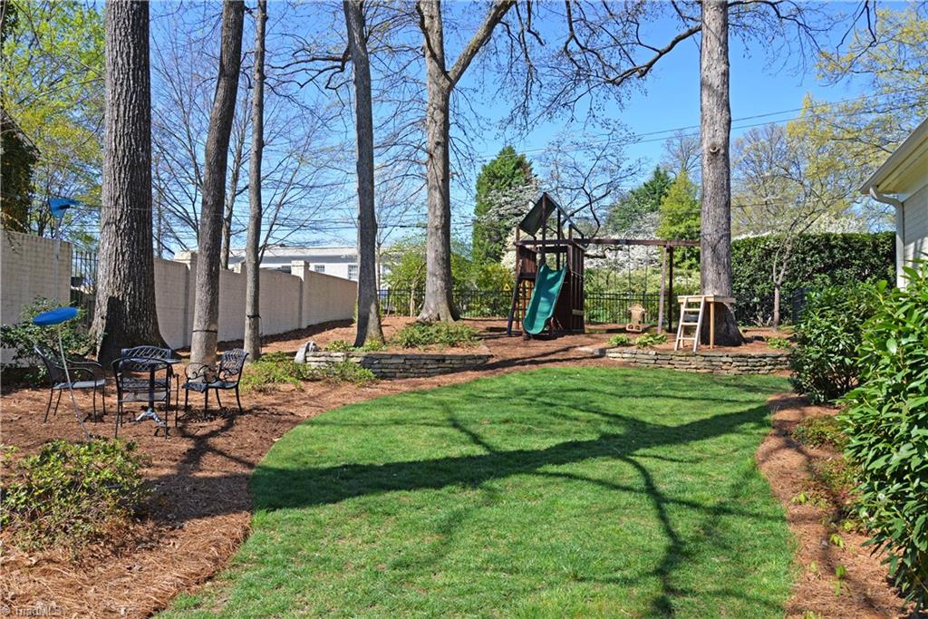 1101 Dover Road Greensboro, NC 27408 - Photo 16 of 25 Gallery Image 16