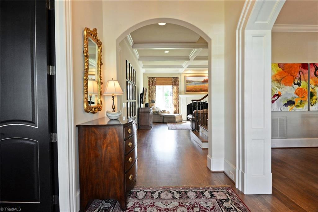 1101 Dover Road Greensboro, NC 27408 - Photo 3 of 25 Gallery Image 3
