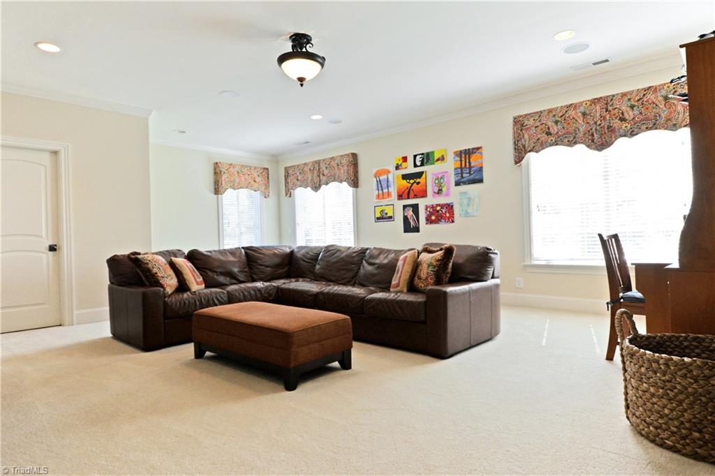 1101 Dover Road Greensboro, NC 27408 - Photo 23 of 25 Gallery Image 23
