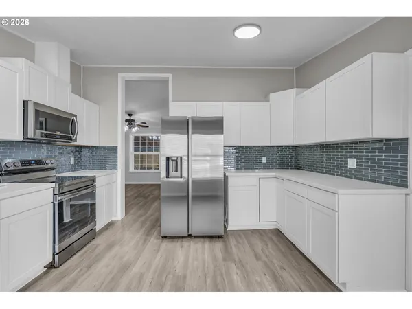 $160,000 | 672 Southwest Sunset Way, Troutdale, OR 97060
