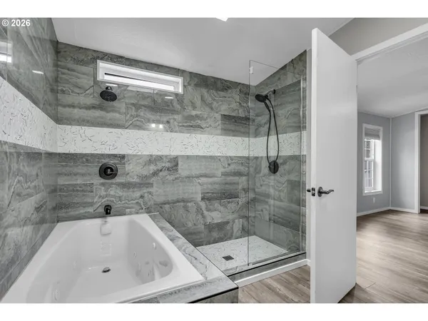 $160,000 | 672 Southwest Sunset Way, Troutdale, OR 97060