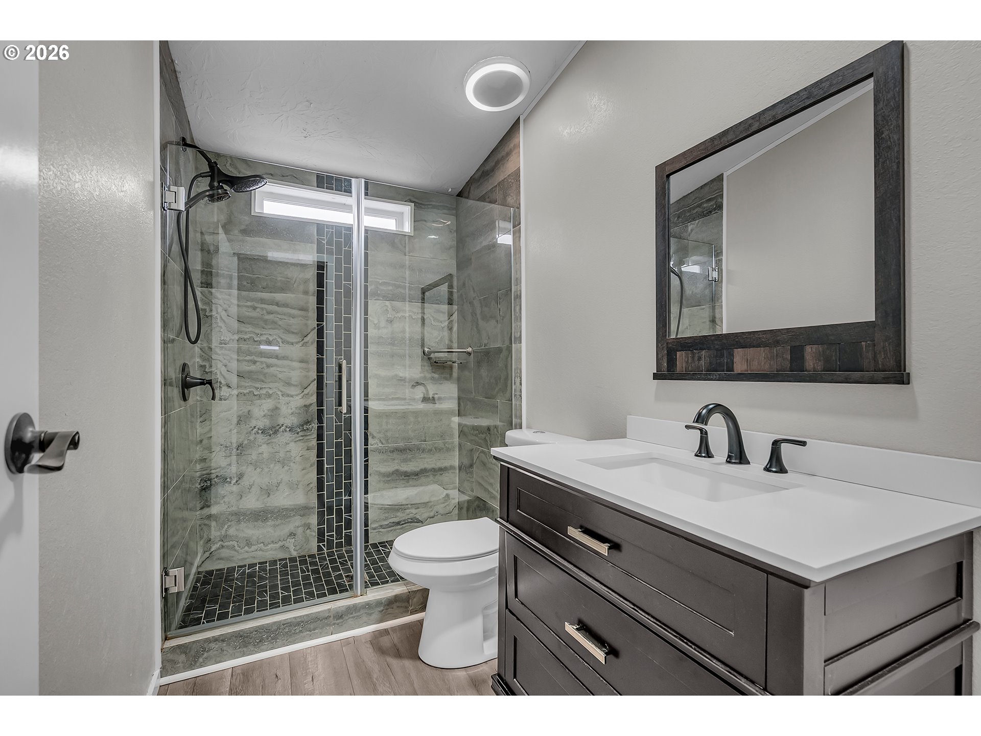 672 Southwest Sunset Way Troutdale, OR 97060 - Photo 26 of 38