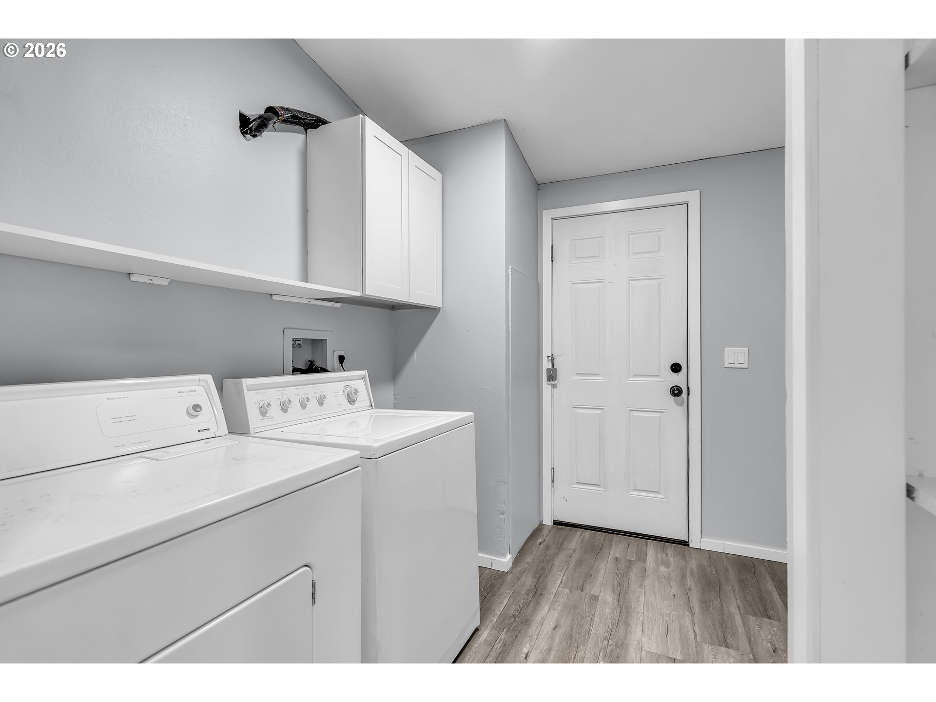 672 Southwest Sunset Way Troutdale, OR 97060 - Photo 30 of 38