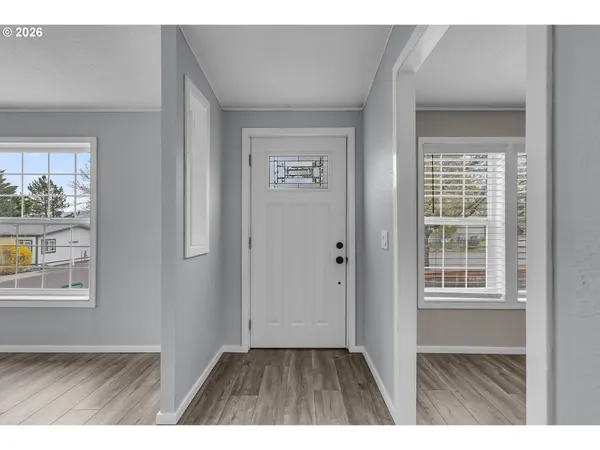 $160,000 | 672 Southwest Sunset Way, Troutdale, OR 97060