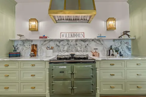 $2,799,000 | 2336 Medford Court East, Fort Worth, TX 76109