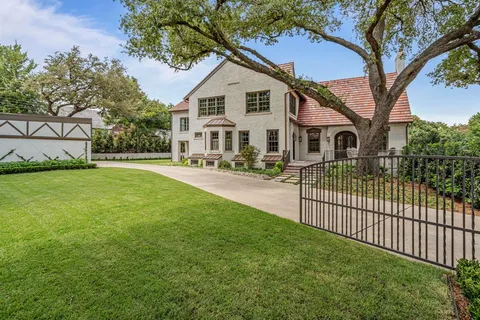 $2,799,000 | 2336 Medford Court East, Fort Worth, TX 76109