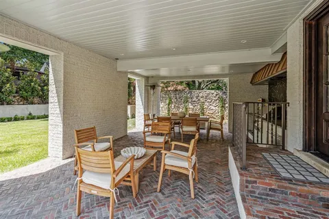 $2,799,000 | 2336 Medford Court East, Fort Worth, TX 76109