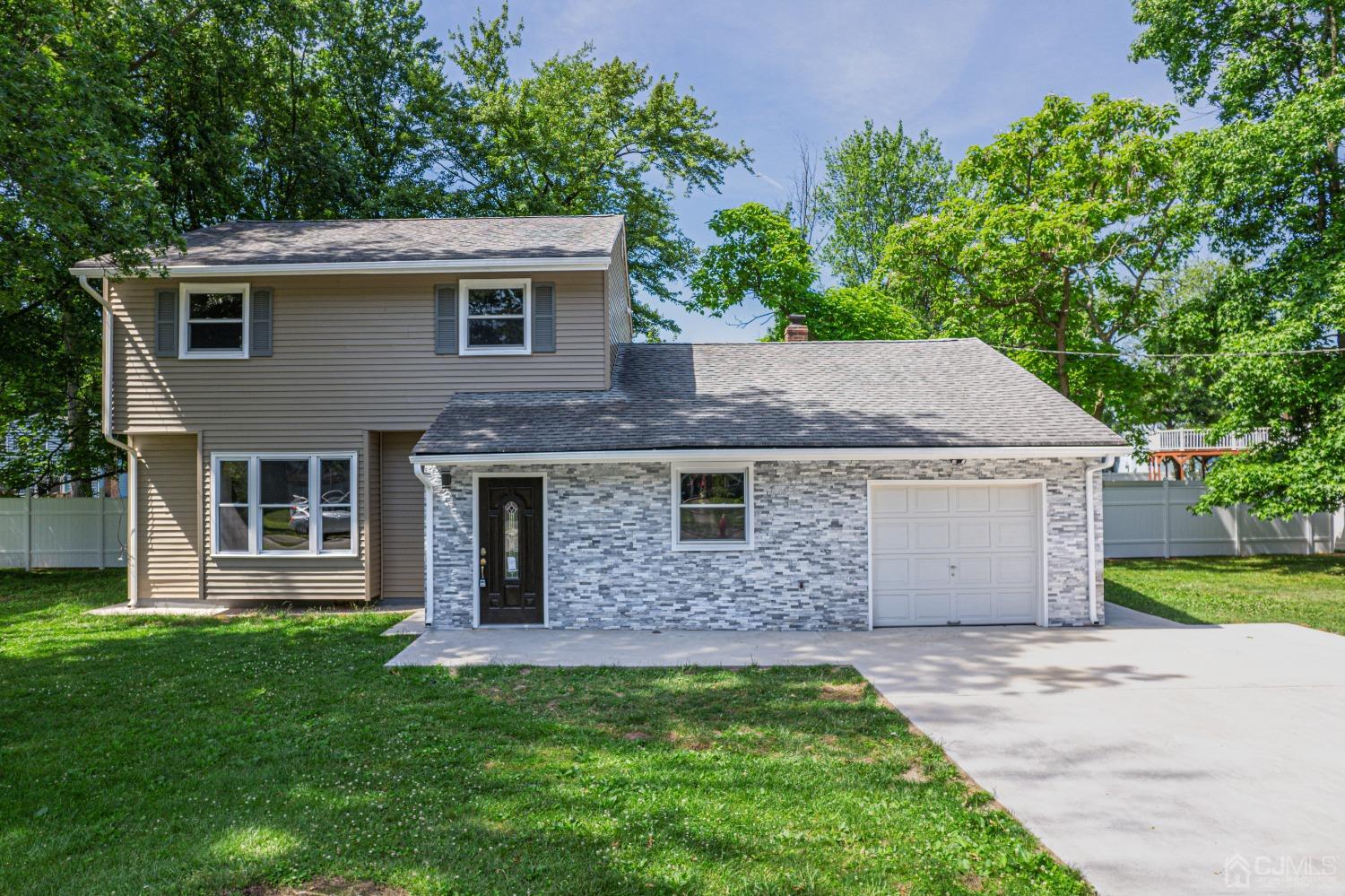484 Halsey Road North Brunswick, NJ 08902 - Photo 1 of 19 Gallery Image 1