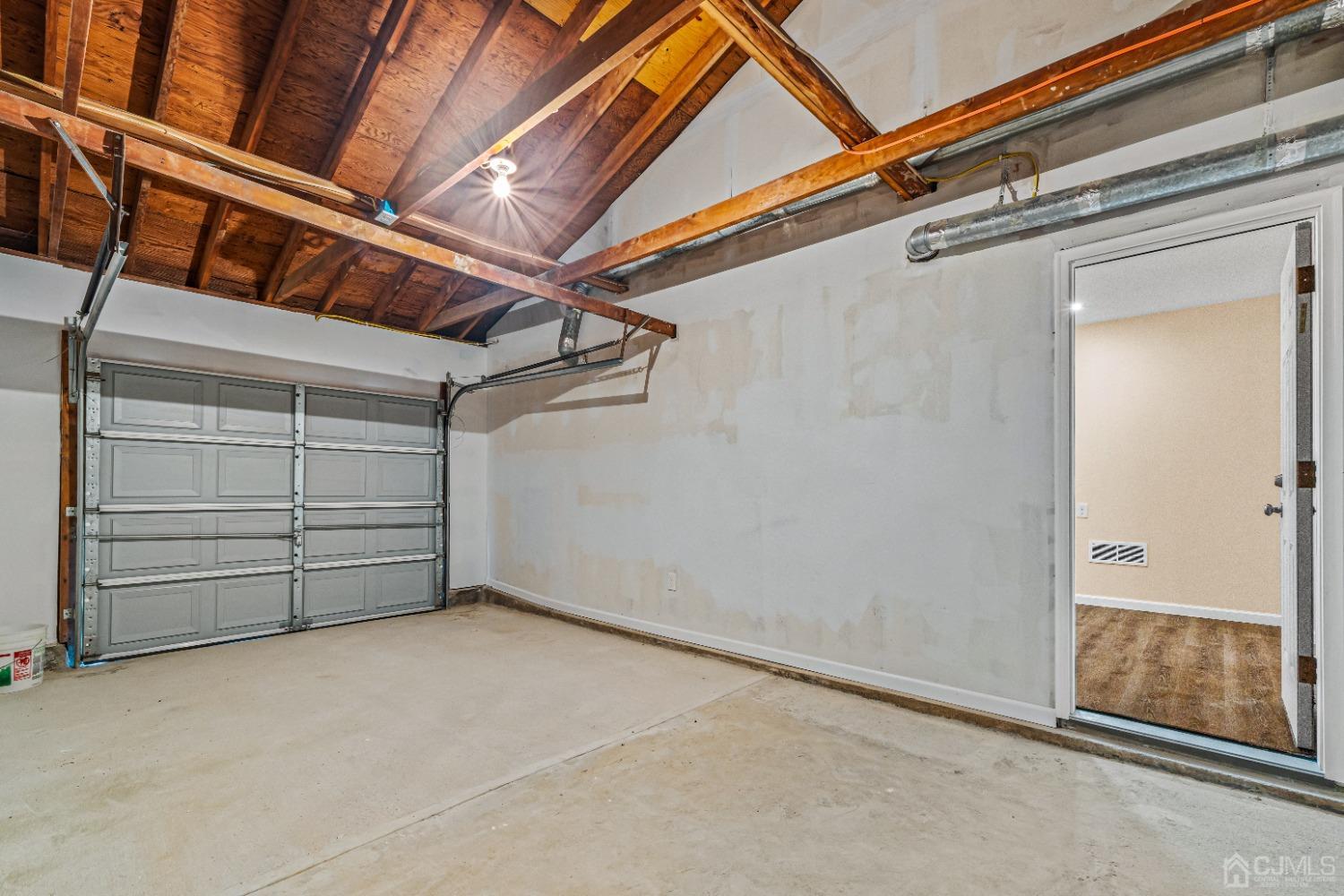 484 Halsey Road North Brunswick, NJ 08902 - Photo 16 of 19 Gallery Image 16