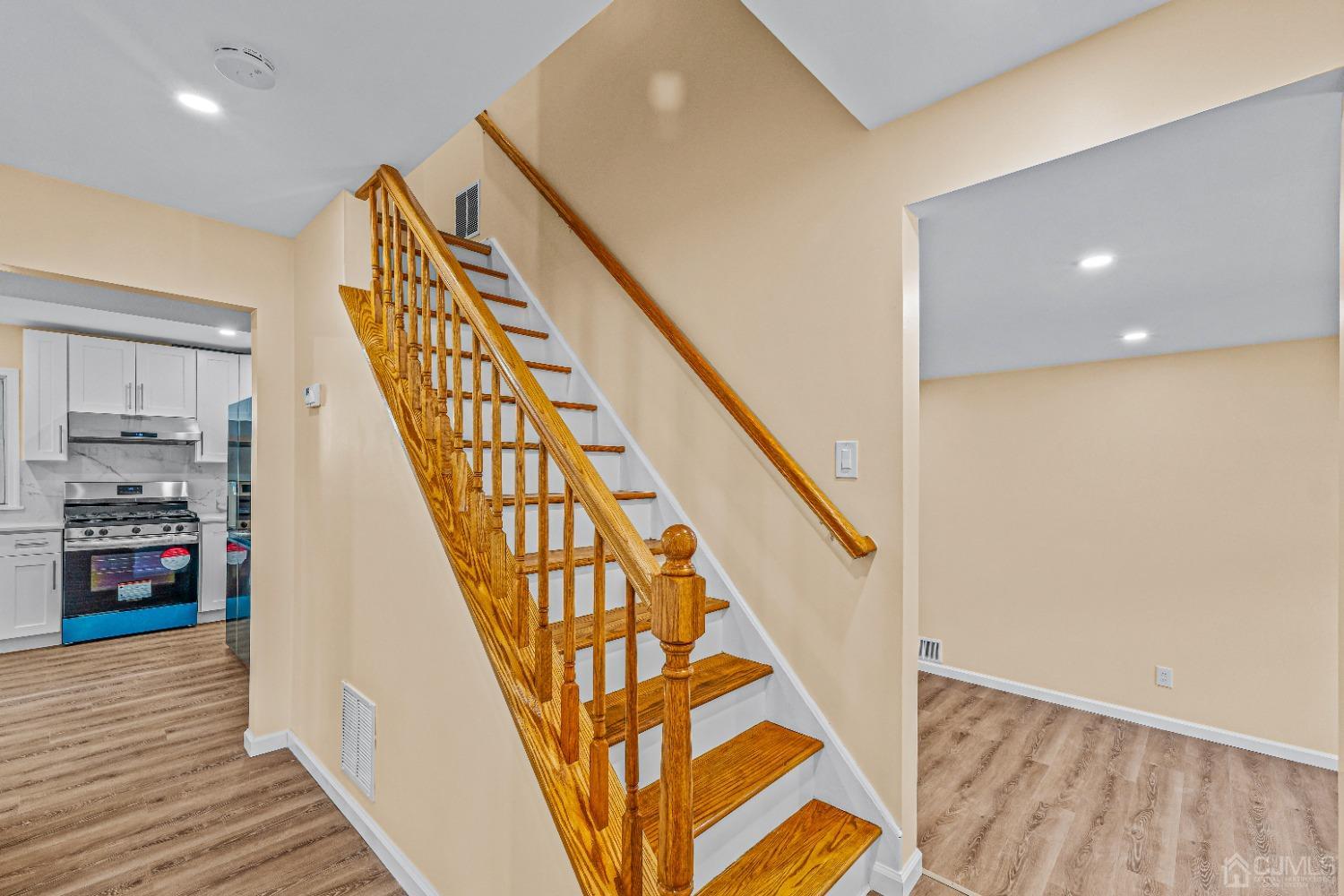 484 Halsey Road North Brunswick, NJ 08902 - Photo 9 of 19 Gallery Image 9
