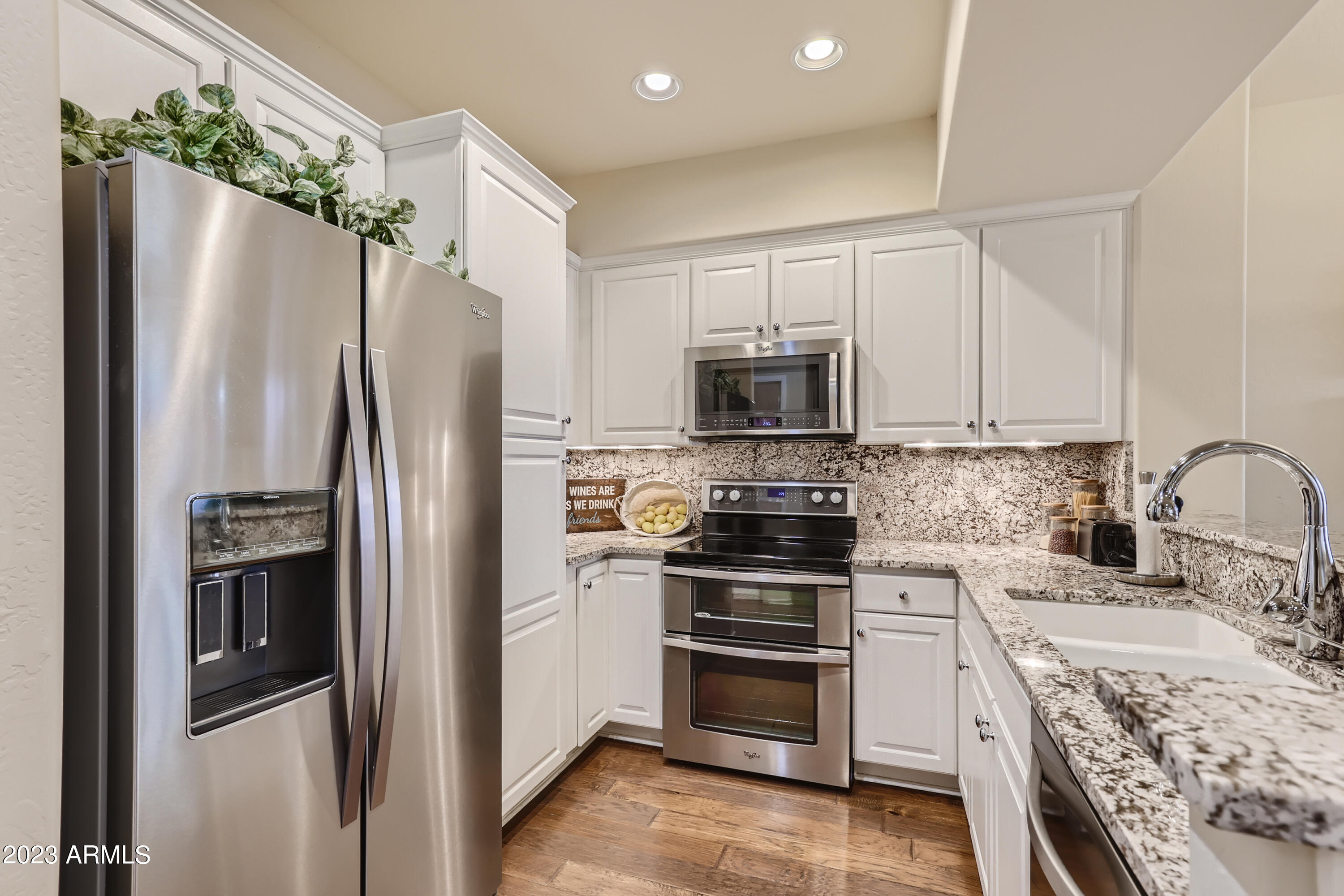 3935 East Rough Rider Road, Unit 1381 Phoenix, AZ 85050 - Photo 11 of 57 15 Kitchen (1)