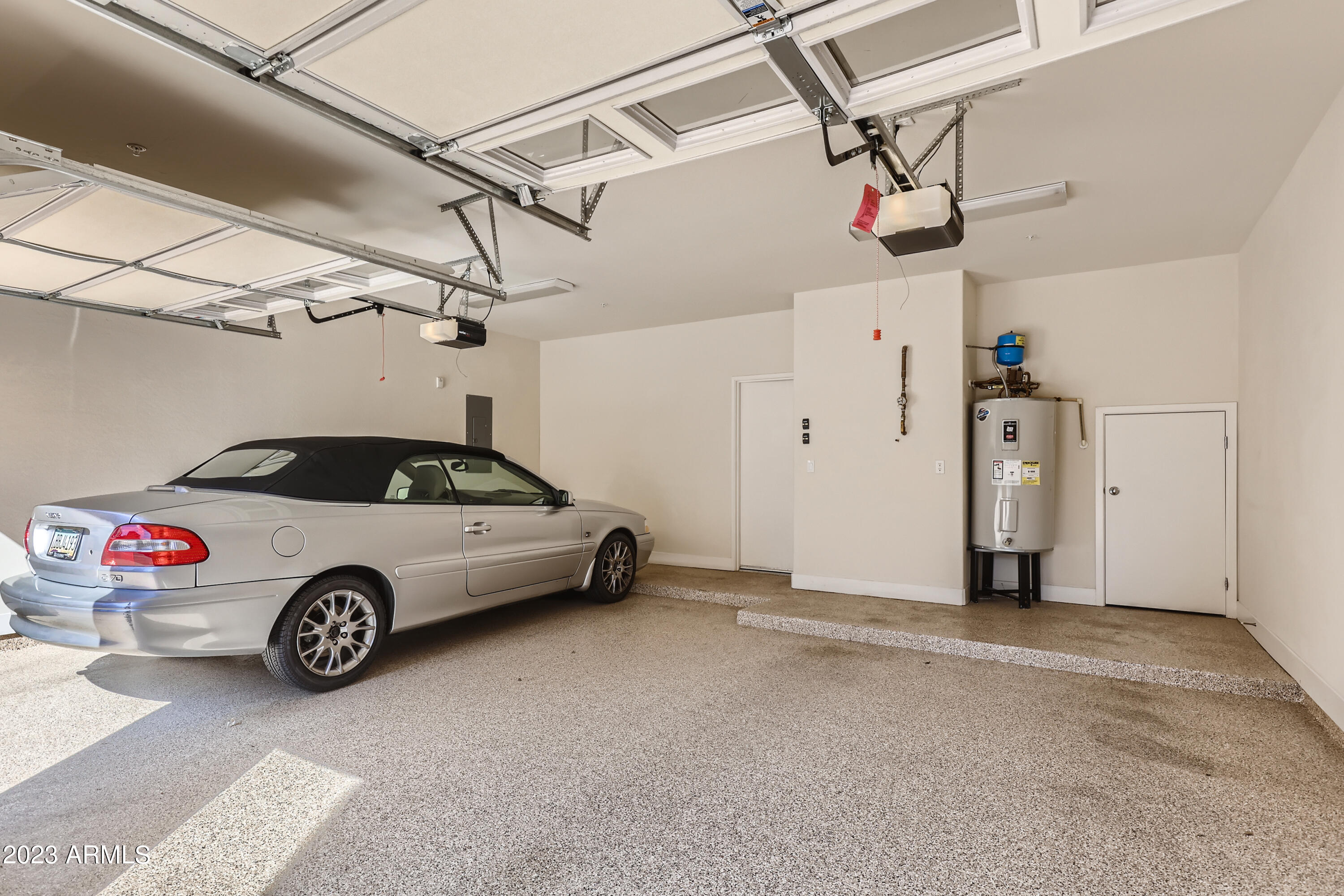 3935 East Rough Rider Road, Unit 1381 Phoenix, AZ 85050 - Photo 4 of 57 39 Garage