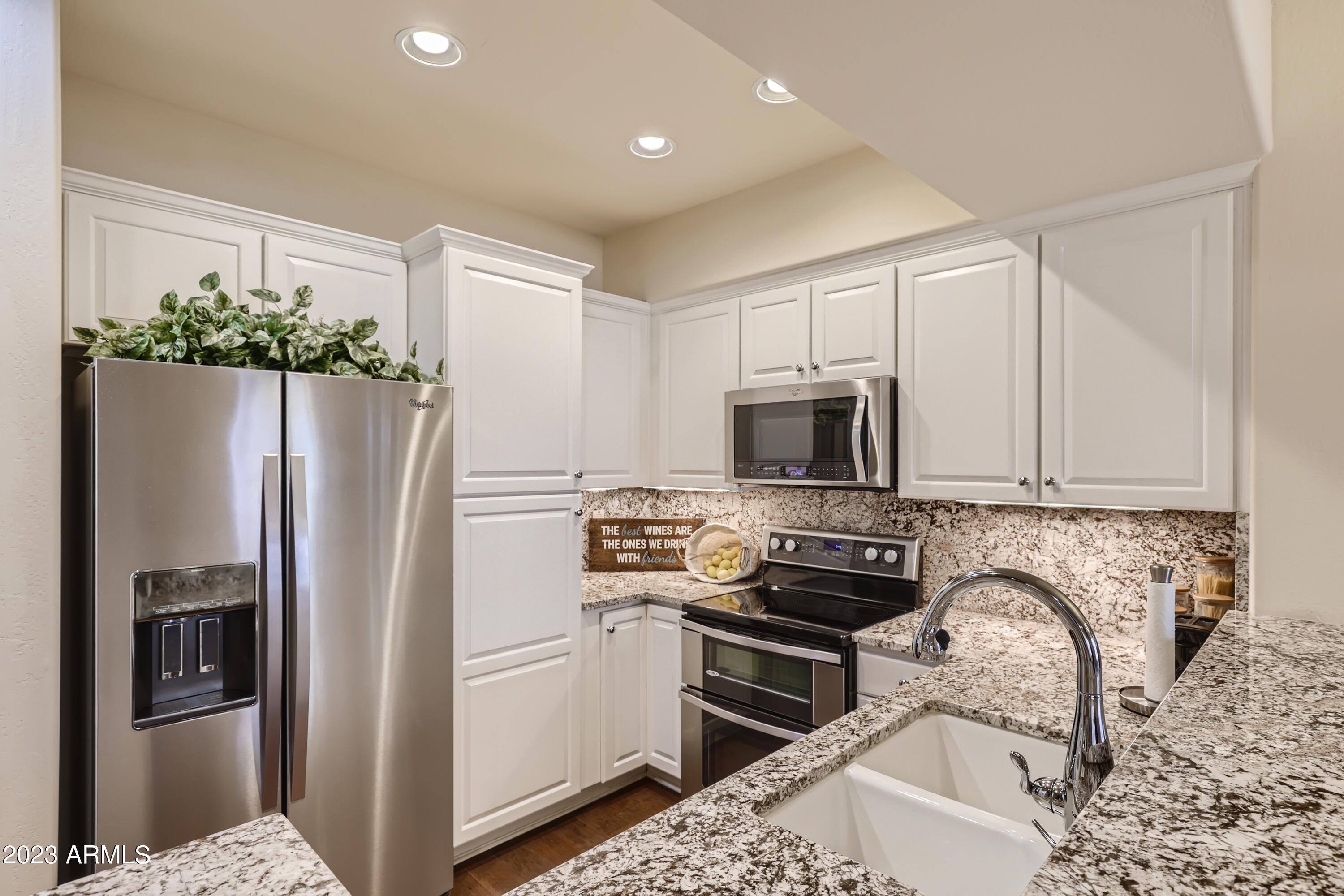 3935 East Rough Rider Road, Unit 1381 Phoenix, AZ 85050 - Photo 9 of 57 18 Kitchen (1)