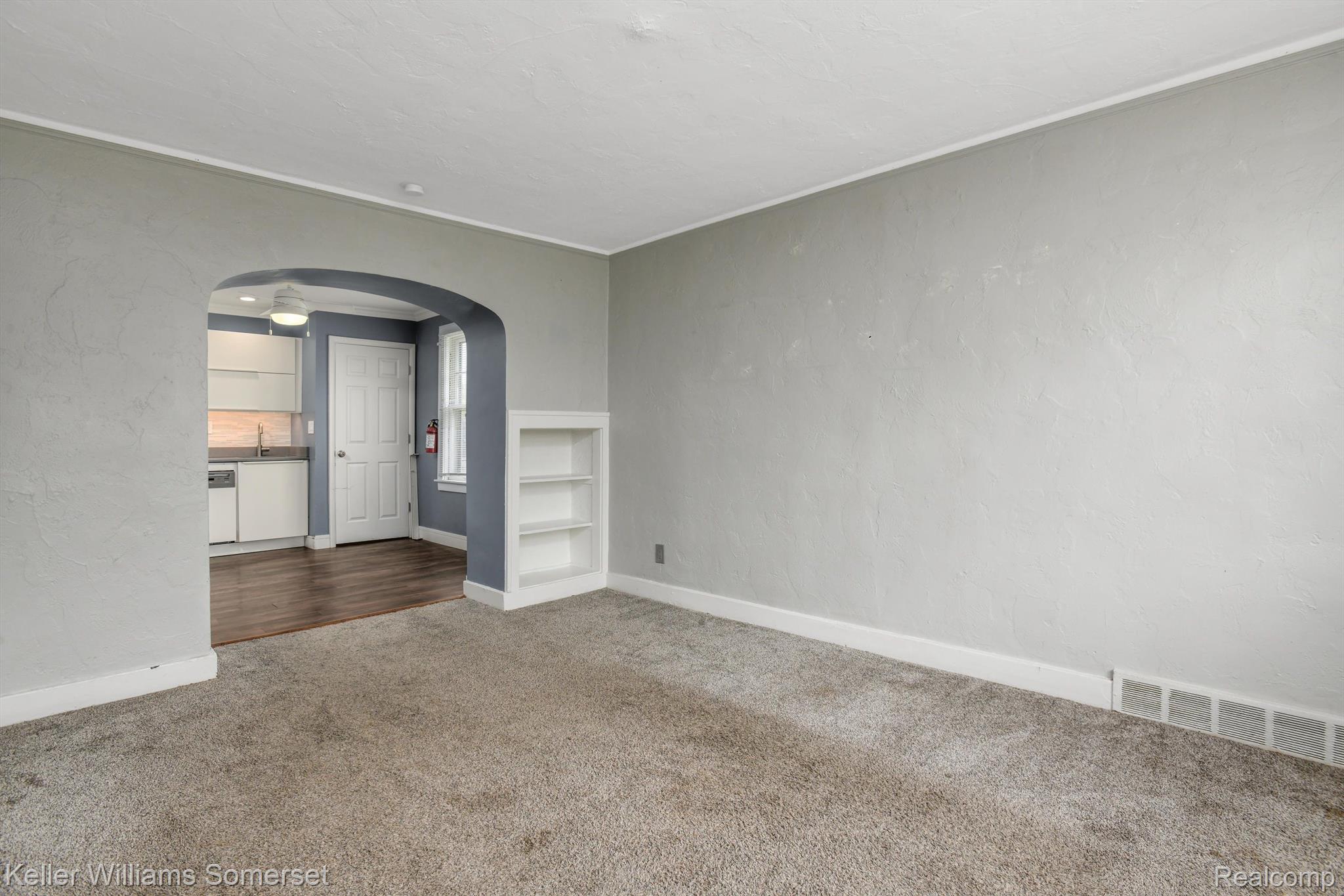 1069 Eaton Road Berkley, MI 48072 - Photo 20 of 33