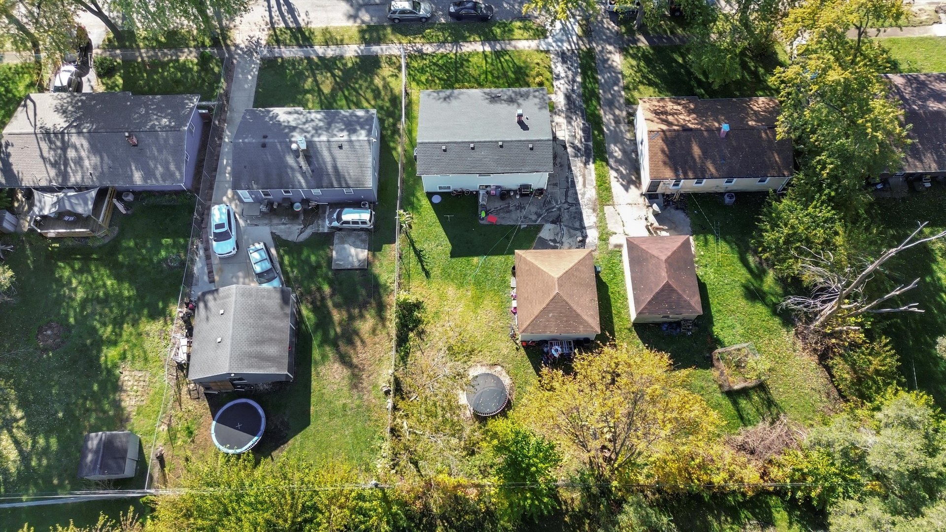 3334 Heather Drive Markham, IL 60428 - Photo 12 of 12 an aerial view of multiple house with outdoor space