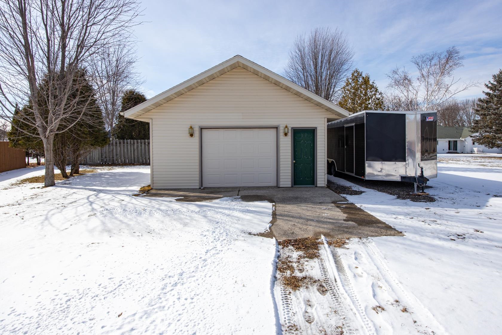 830 Jason Court Brillion, WI 54110 - Photo 2 of 24