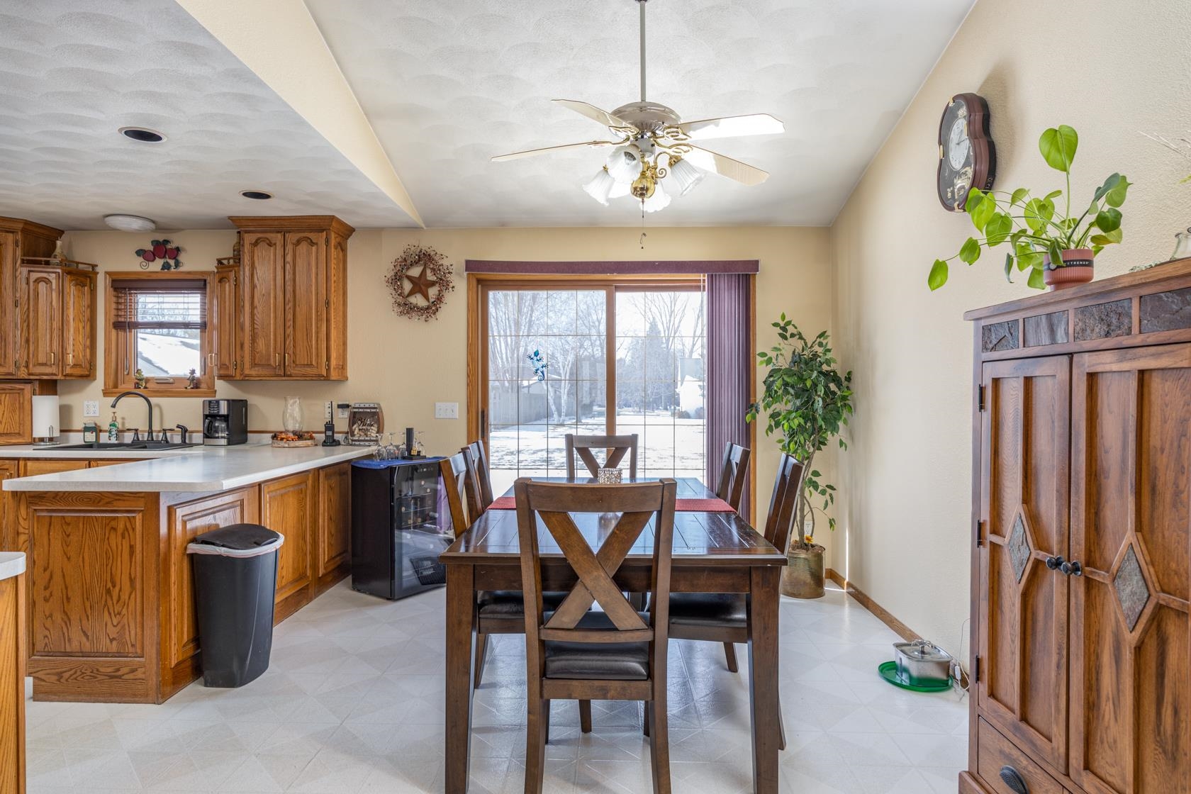 830 Jason Court Brillion, WI 54110 - Photo 8 of 24