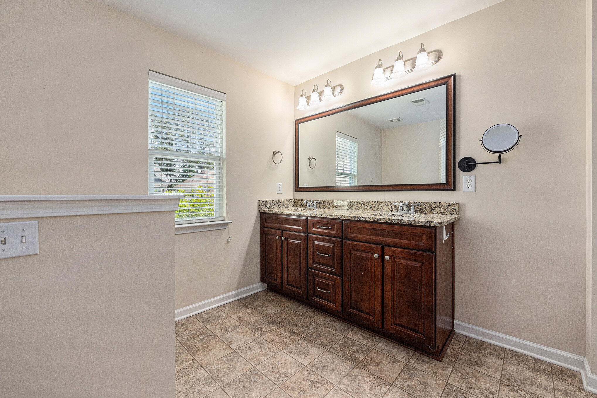 349 Drayton Pl Drive Moncks Corner, SC 29461 - Photo 21 of 33 029__dsc5406_843