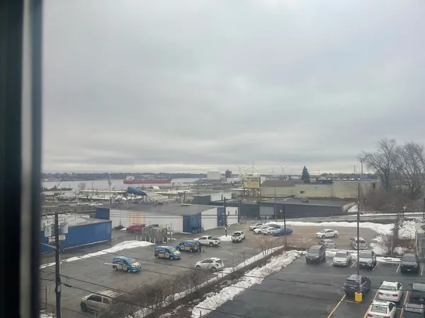 a picture of city view