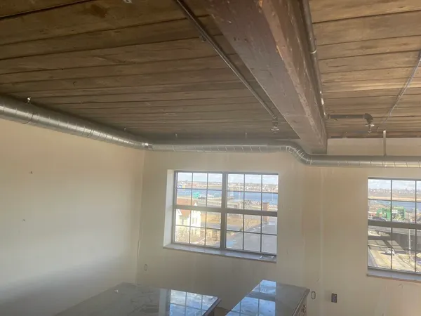 a view of a windows and an entryway