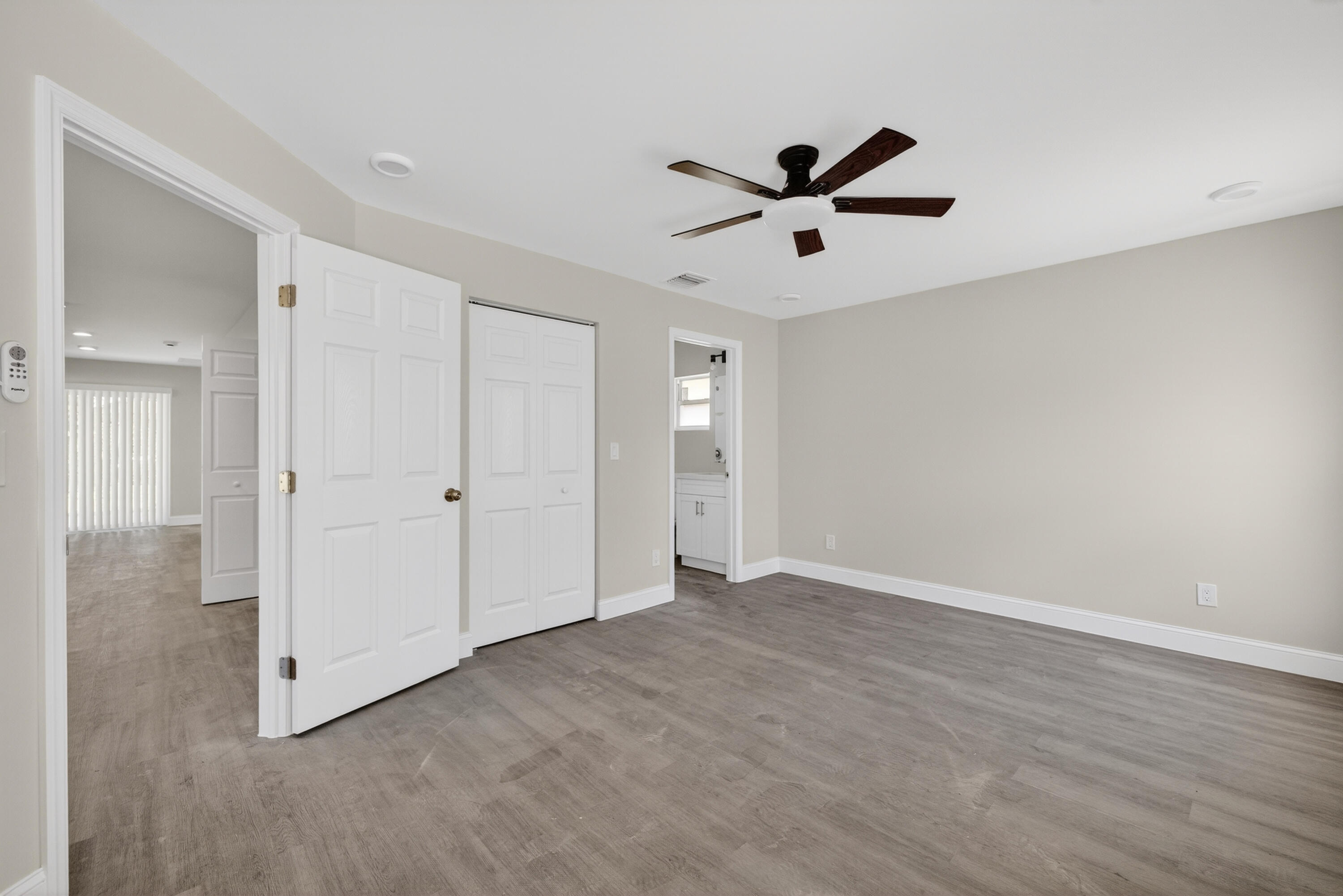 706 Dundas Court Fort Pierce, FL 34950 - Photo 18 of 37 21-print-3A5A4654