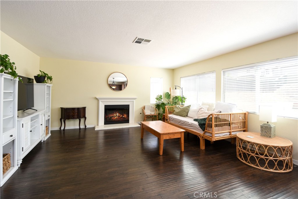 35630 Bryce Road Winchester, CA 92596 - Photo 6 of 32