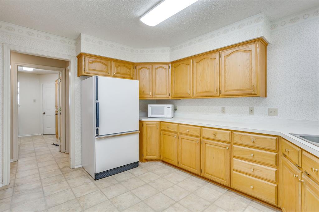 22011 Pebble Drive Whitney, TX 76692 - Photo 34 of 40