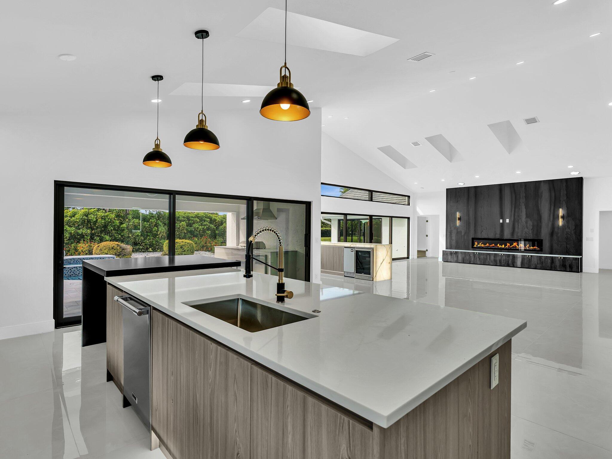 7160 Montrico Drive Boca Raton, FL 33433 - Photo 13 of 50 Skylights