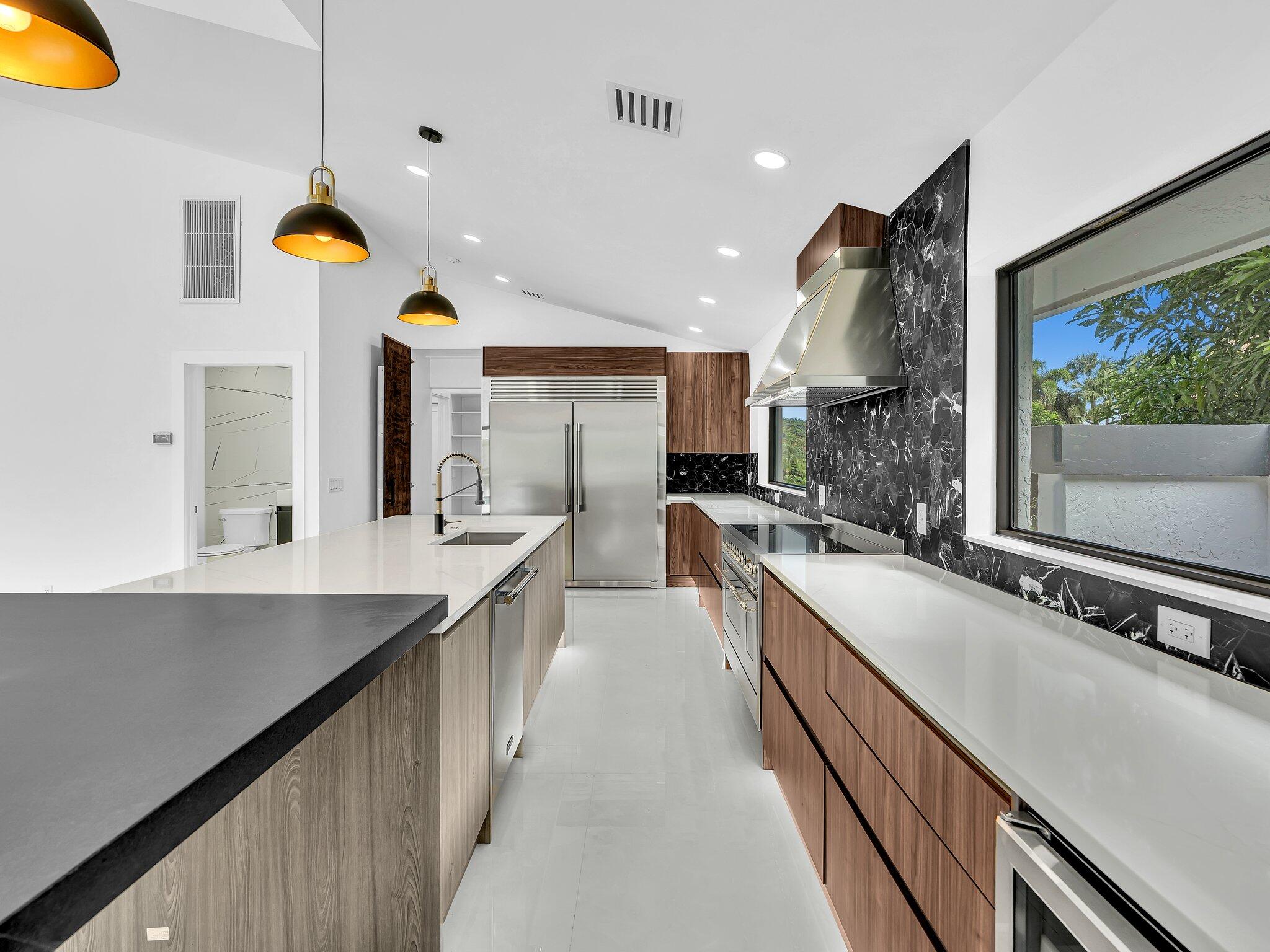 7160 Montrico Drive Boca Raton, FL 33433 - Photo 18 of 50 Center Island