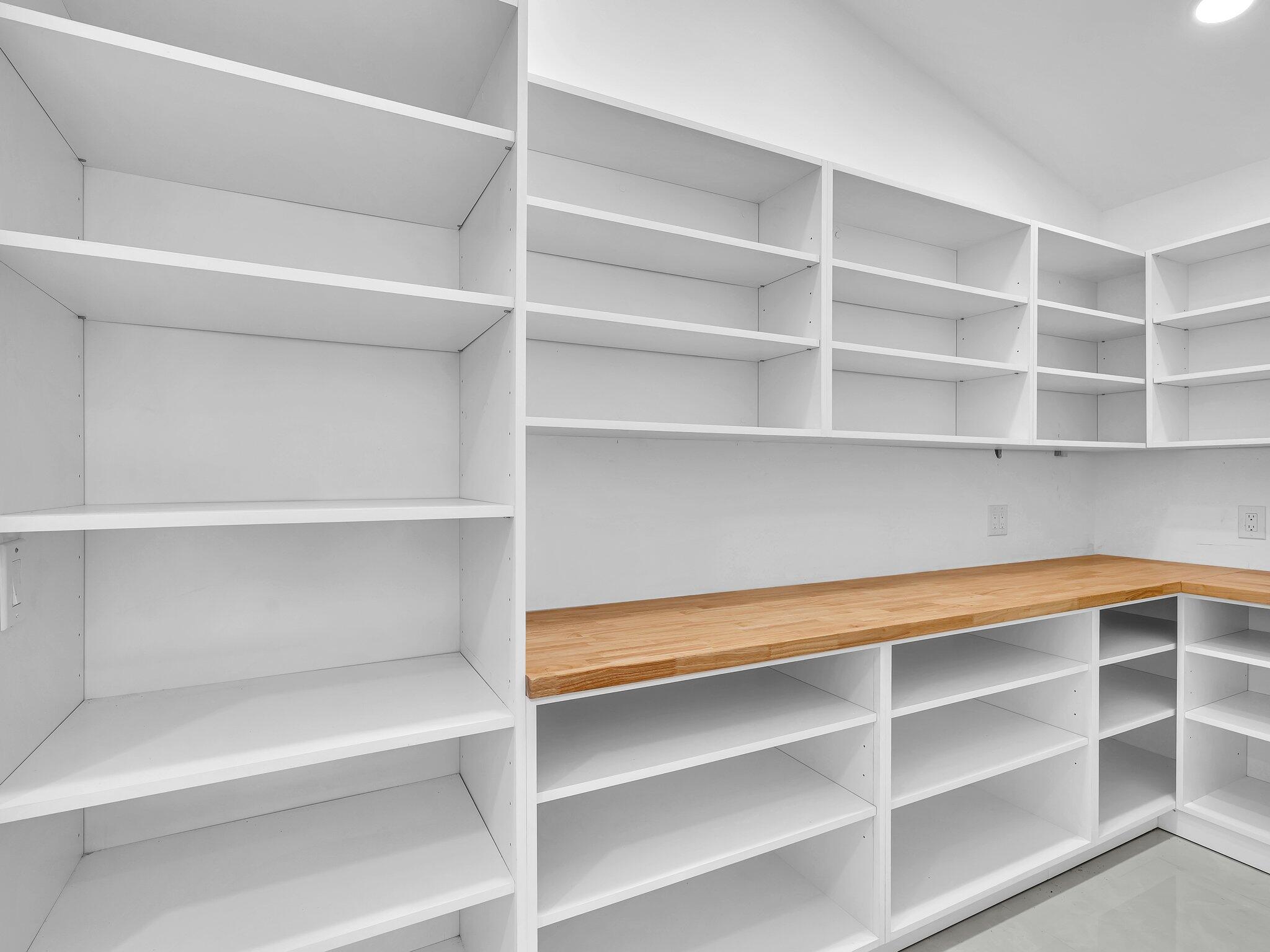 7160 Montrico Drive Boca Raton, FL 33433 - Photo 20 of 50 Abundant Storage