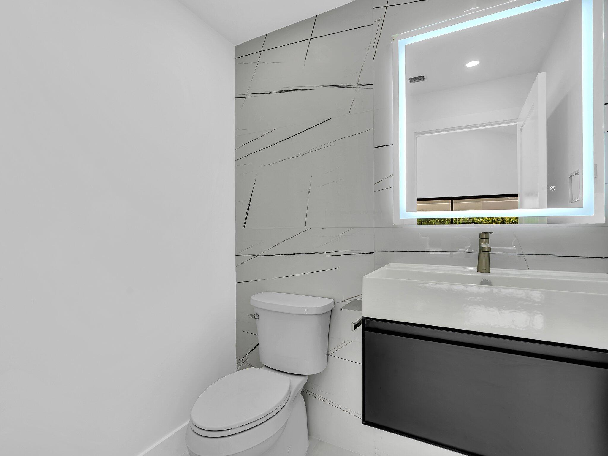 7160 Montrico Drive Boca Raton, FL 33433 - Photo 41 of 50 Powder Room