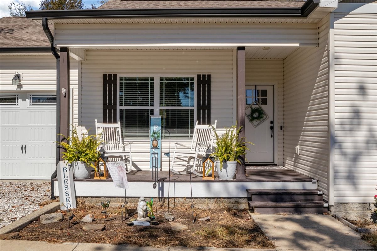 120 Pinethicket Road McEwen, TN 37101 - Photo 36 of 36 a view of a entryway of the house