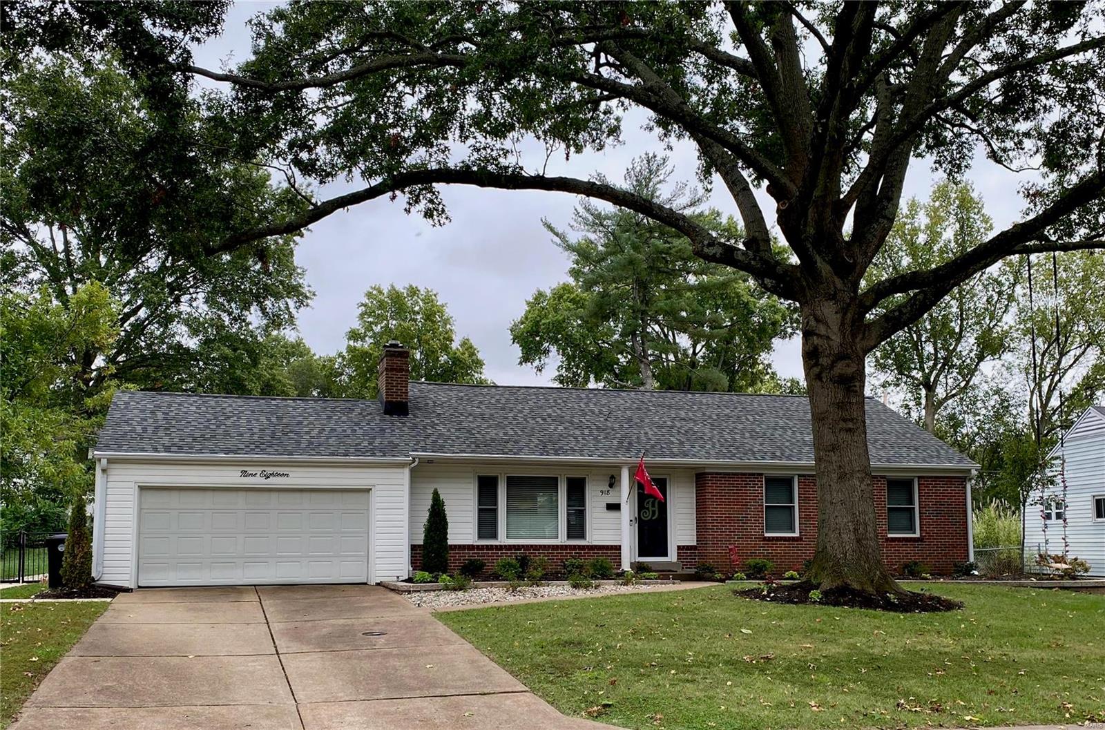 918 Rochdale Drive, St. Louis, MO 63122 Compass