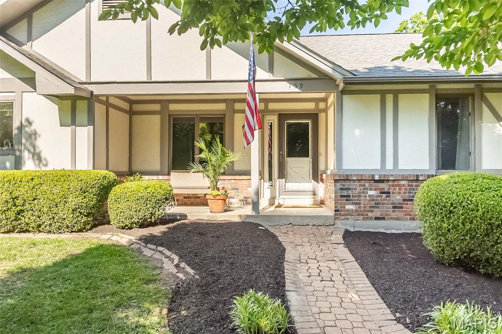 159 Spring Oaks Drive Ballwin, MO 63011 - Photo 2 of 49