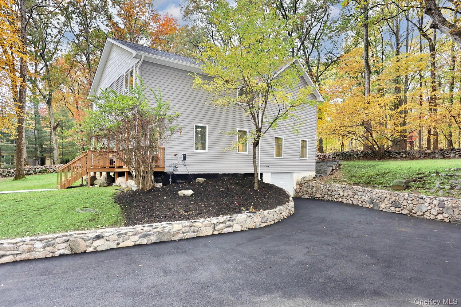 272 Quaker Road Pomona, NY 10970 - Photo 38 of 45