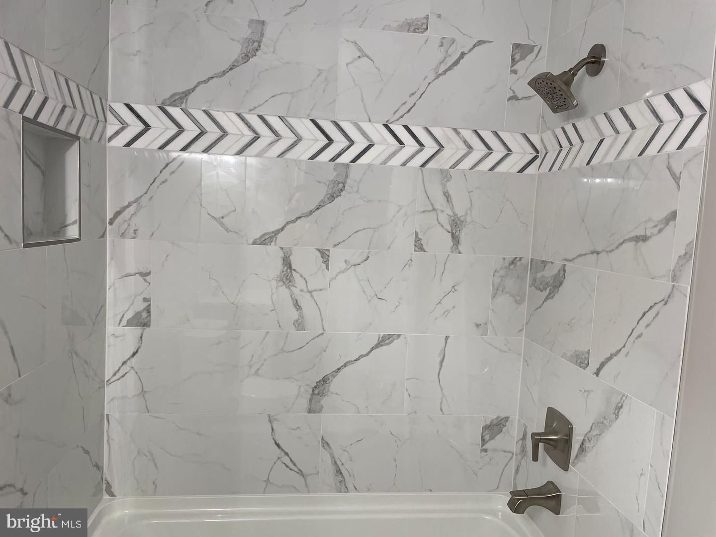 108 Hunter Run Road Winchester, VA 22602 - Photo 14 of 17 Updated Full Bath