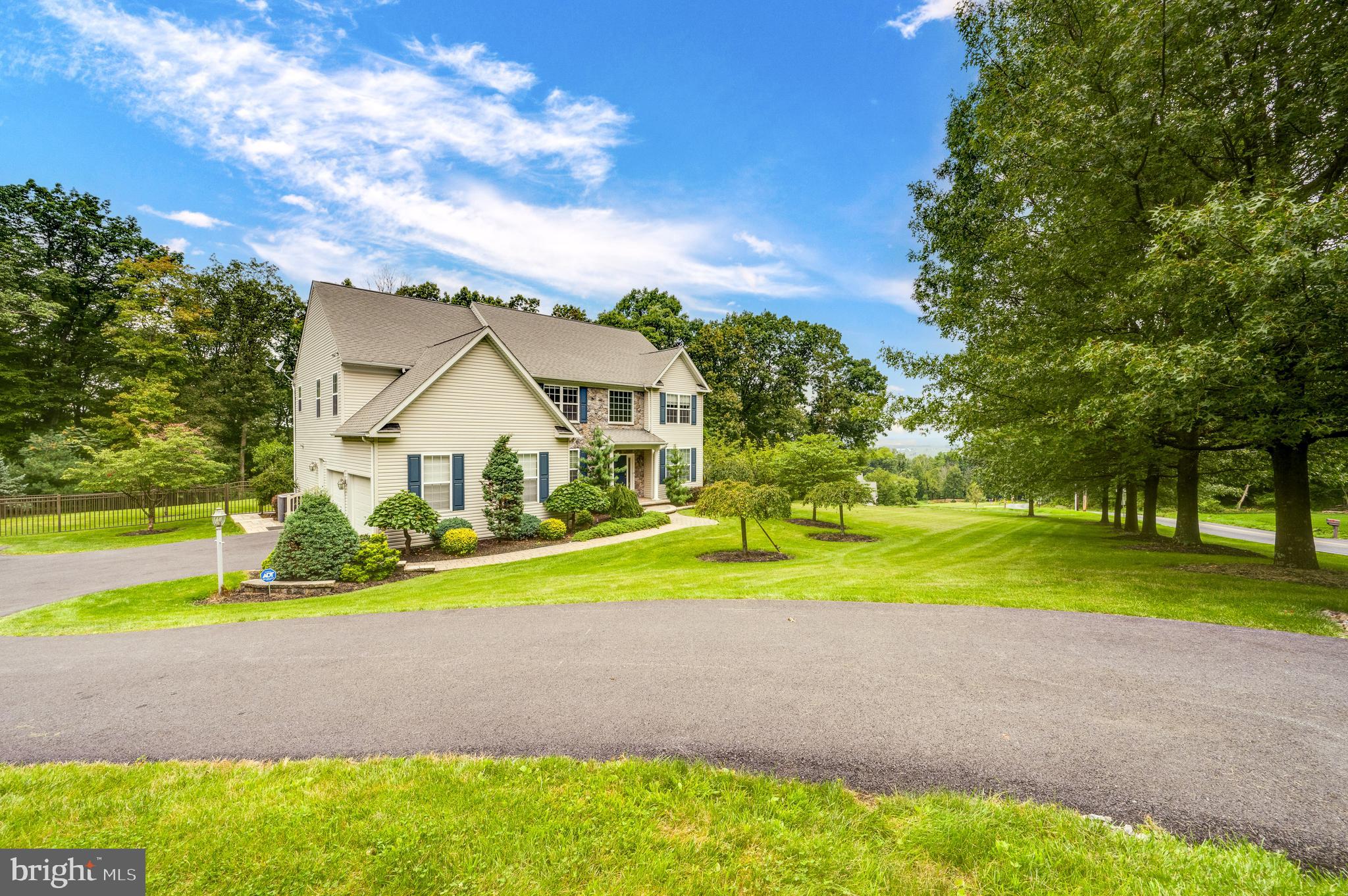 198 Kutz Road Fleetwood, PA 19522 - Photo 3 of 51