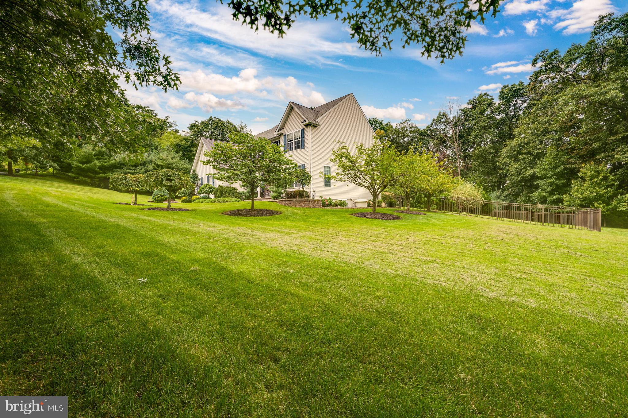 198 Kutz Road Fleetwood, PA 19522 - Photo 5 of 51