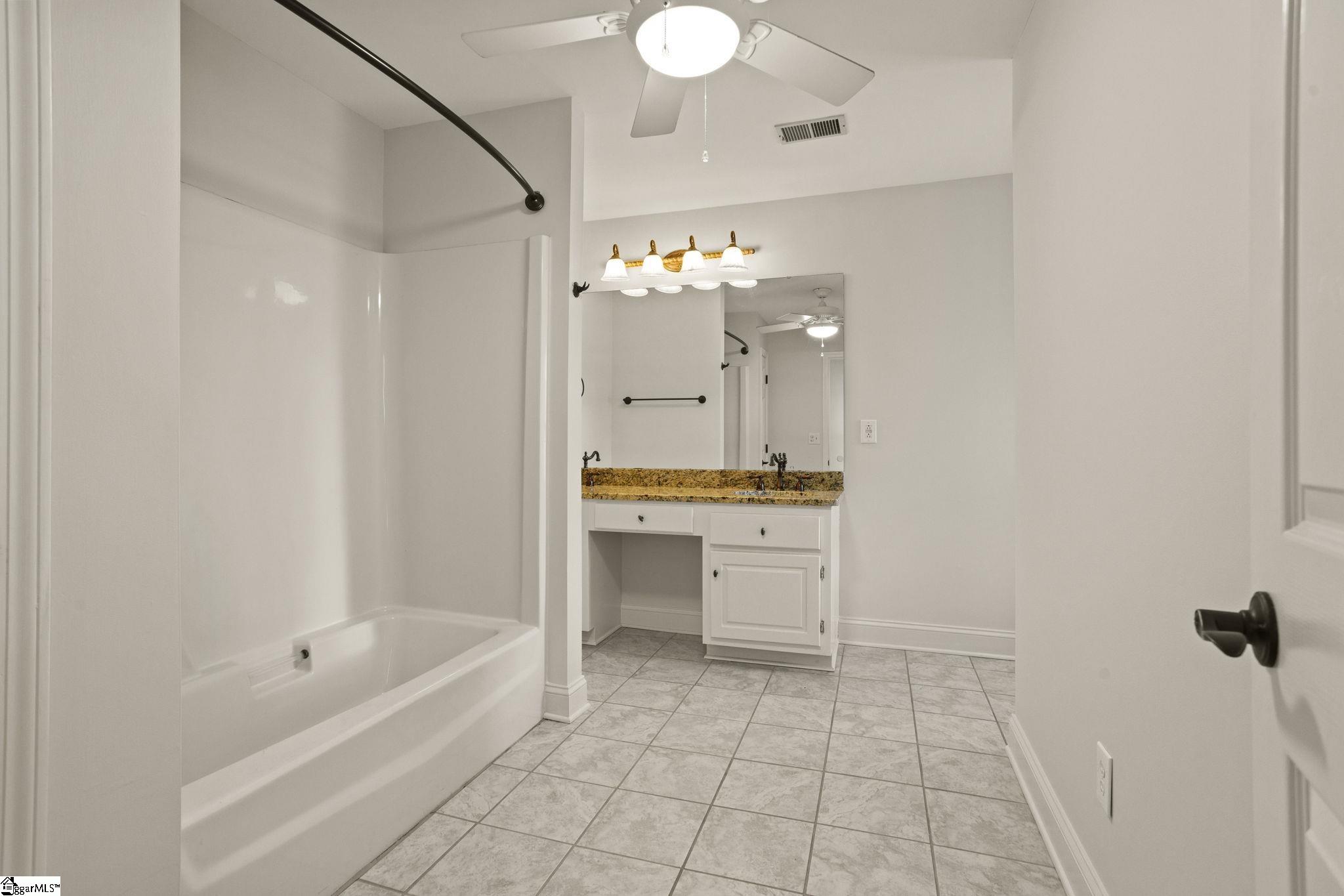 103 Greenleaf Lane Easley, SC 29642 - Photo 28 of 49 Gallery Image 28