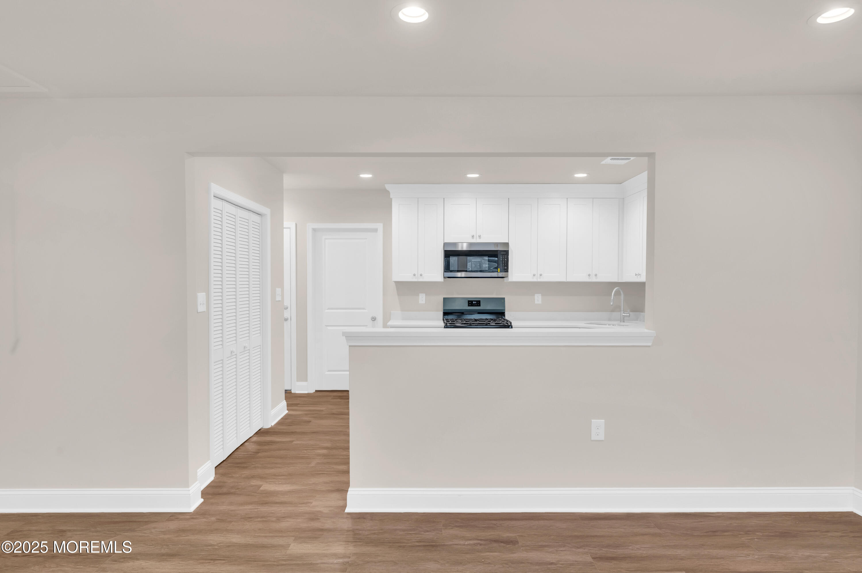 532 Bash Road Toms River, NJ 08753 - Photo 10 of 36 Kitchen 1