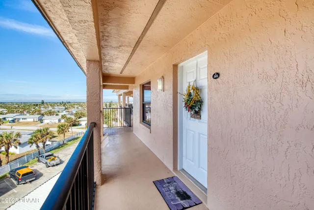 $2,300 | 2390 Ocean Shore Boulevard, Unit 501, Ormond Beach, FL 32176