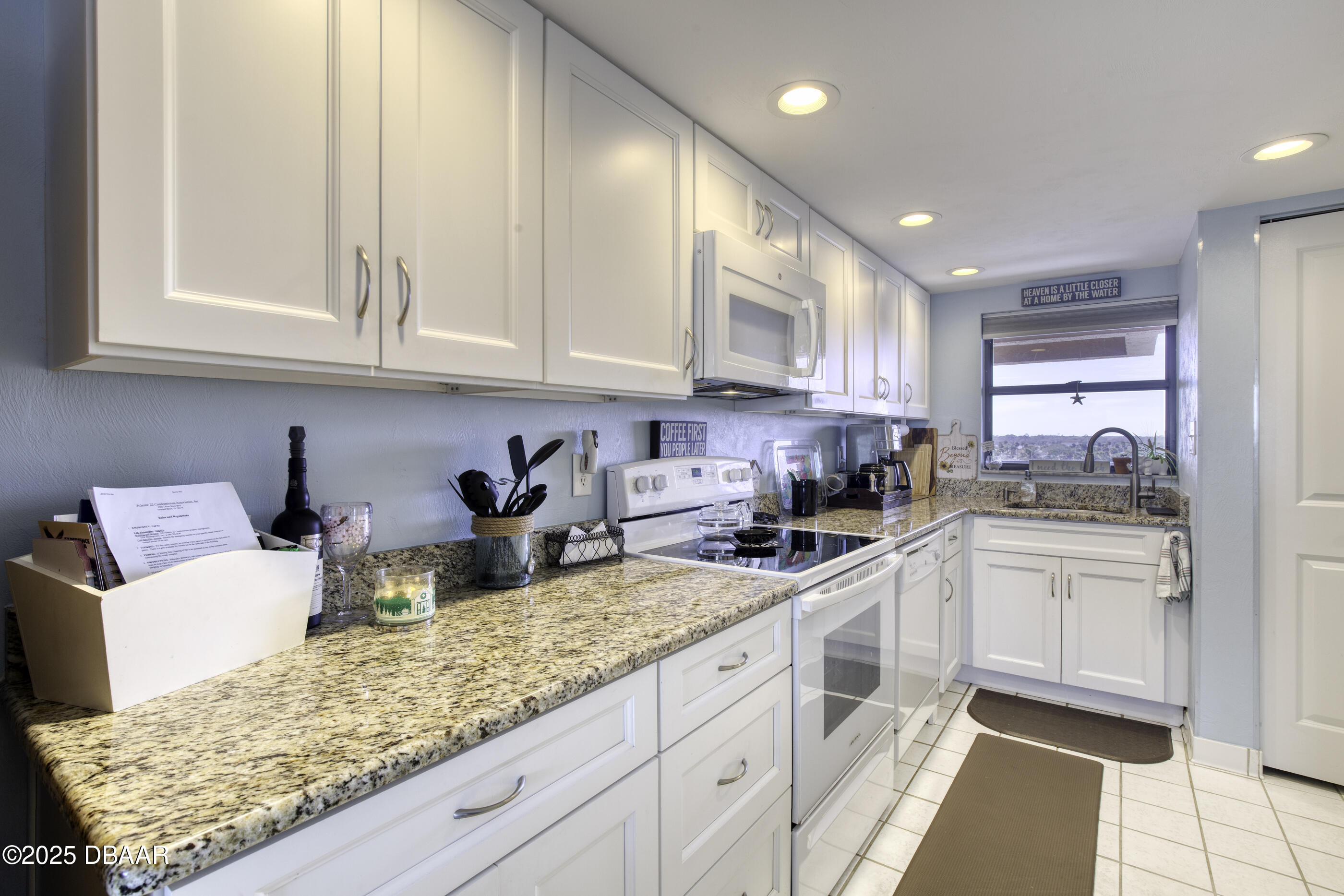 2390 Ocean Shore Boulevard, Unit 501 Ormond Beach, FL 32176 - Photo 8 of 42 2390OceanShoreBlvd_501-17