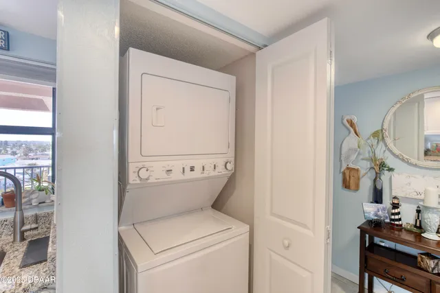 $2,300 | 2390 Ocean Shore Boulevard, Unit 501, Ormond Beach, FL 32176