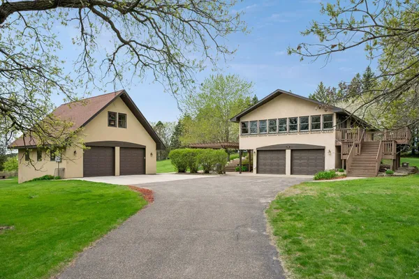 $594,500 | 3115 Cahill Avenue Southeast, Buffalo, MN 55313