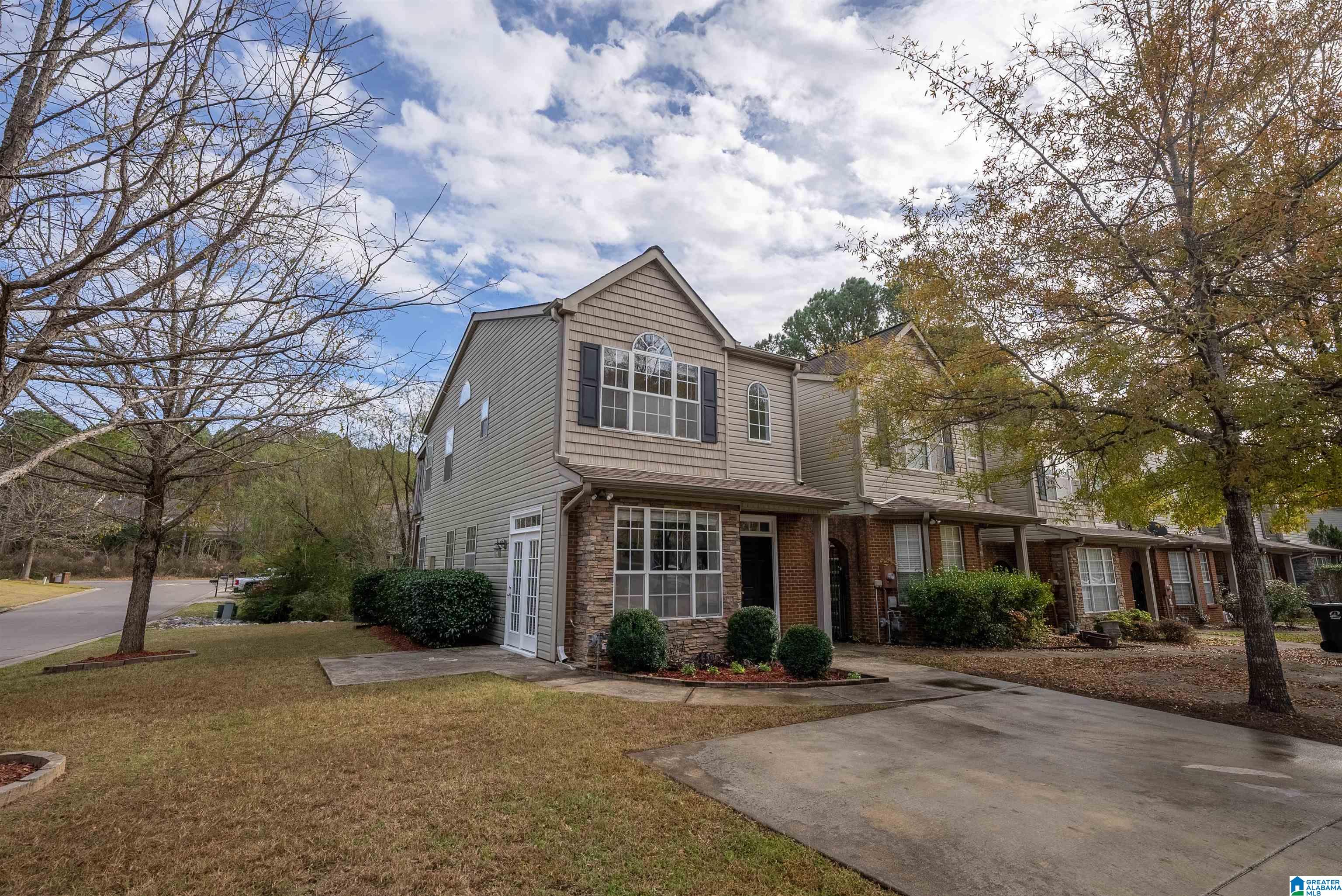 218 Calloway Lane Pelham, AL 35124 - Photo 2 of 42