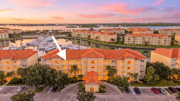 $420,000 | 16 Harbour Isle Drive West, Unit 302, Fort Pierce, FL 34949